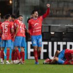 Monty celebrando con la Deportiva Minera. / Foto de @Montesinos93